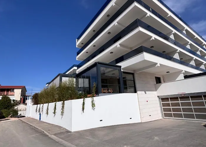 Karmen 2 Modern On The Appartamento *